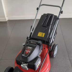 Hawking Electric Tea Picker 24V 400watts with 2 Batteries